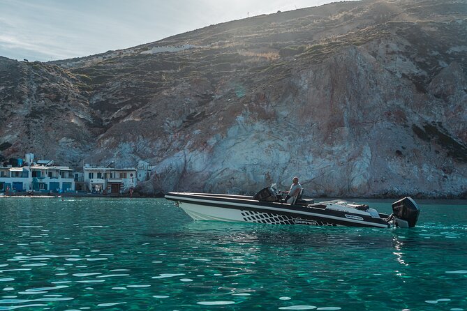 Private Cruise with Speedboat: Kleftiko- Sarakiniko- Sykia cave - Pollonia, two hours for lunch and a village break