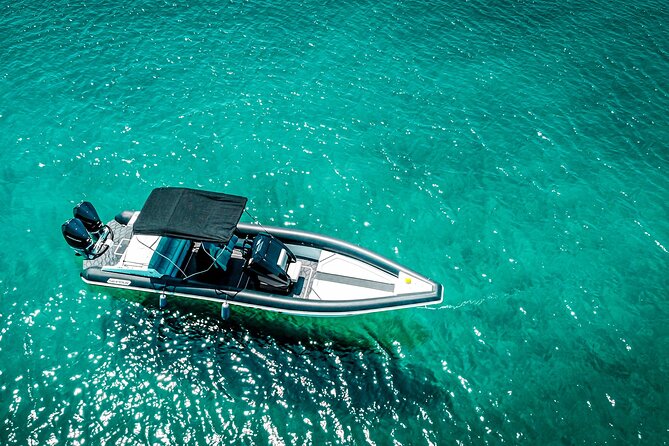 Private Cruise with Speedboat: Kleftiko- Sarakiniko- Sykia cave - Sarakiniko, Milos’s white volcanic shore
