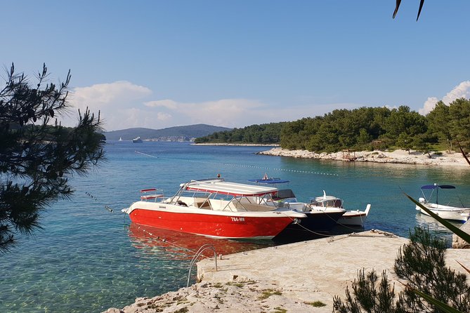 Private Custom Island Hopping Speedboat Tour from Hvar - Green Cave and the choice to skip its ticket