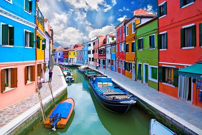 Private Excursion by Typical Venetian Motorboat to Murano, Burano and Torcello - Key points to know before you book