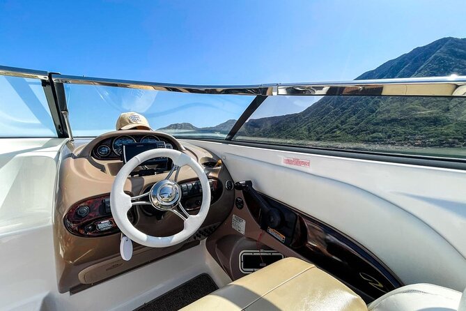 Private Guided Tour by Speedboat on Lake Como from 1H to 4H - Tremezzo, Menaggio, and the approach to Bellagio