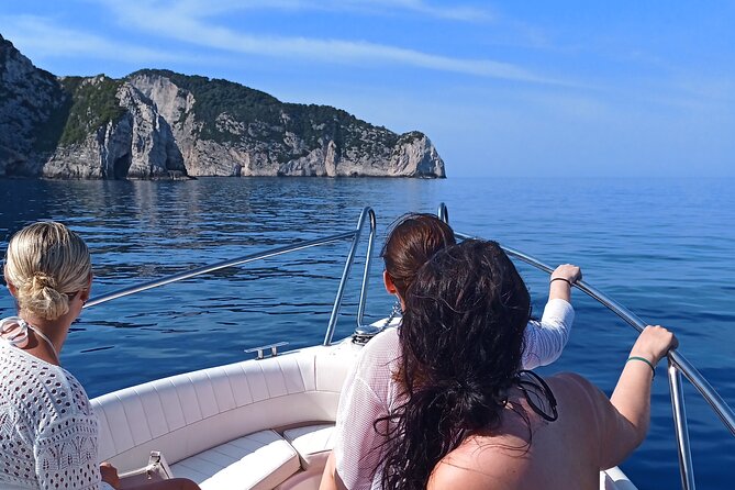Private Luxury 6.5m 140hp Speedboat cruise Shipwreck & Blue Caves - Why a private speedboat changes the day