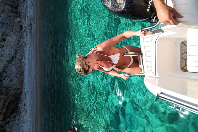 Private Luxury 6.5m 140hp Speedboat cruise Shipwreck & Blue Caves - Who should book this Zakynthos cruise?