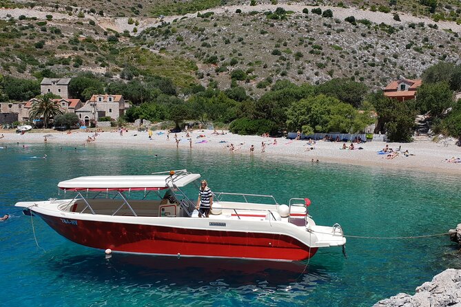 Private Red Rocks and Pakleni Islands beach hopping speedboat tour - Dubovica Beach, Hvar’s handsome first stop