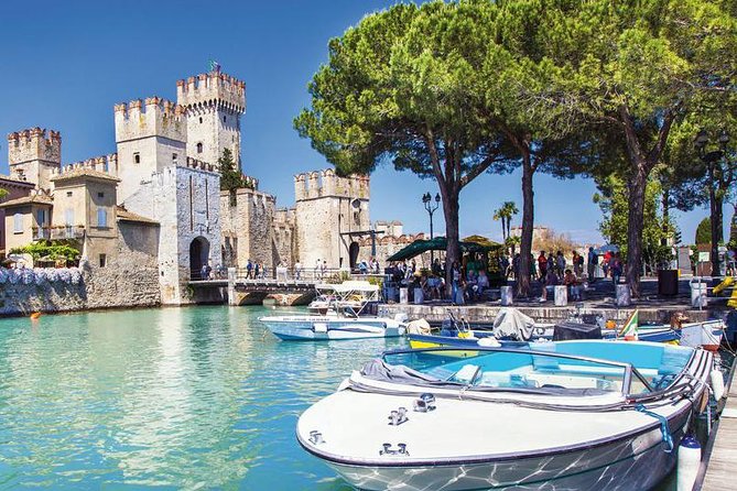 Private Romantic Motorboat Tour From Sirmione - The 30-minute cruise along Desenzano