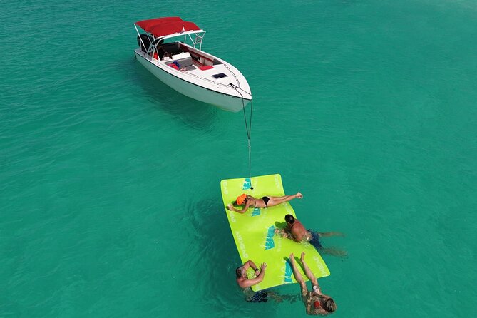 Private Speed Boat Charter in St Maarten & Nature Reserve - Tintamarre Island and the chance to see sea turtles