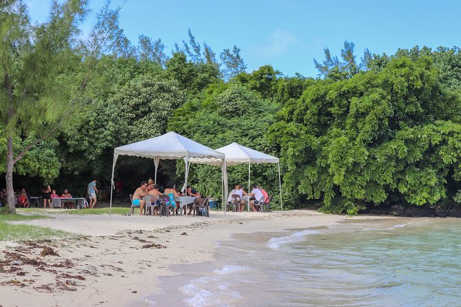 Private speed boat to ile aux cerfs - Starting at Chez Tino in Trou d’Eau Douce