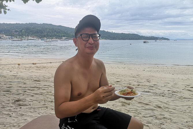 Private Speed Boat to Phi Phi Island from Phuket - Lunch and beach time on Phi Phi Don