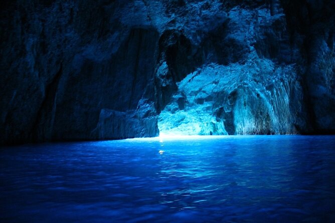 Private Speed Boat Tour to Blue Cave and Our Lady of the Rocks - 3h - A fast, varied route across Kotor Bay