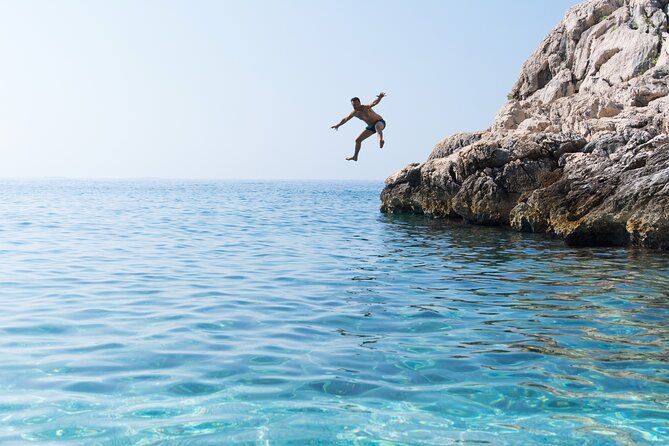 Private Speed Boat Tour to Blue Cave & Pakleni islands - Your flexible stop on Vis