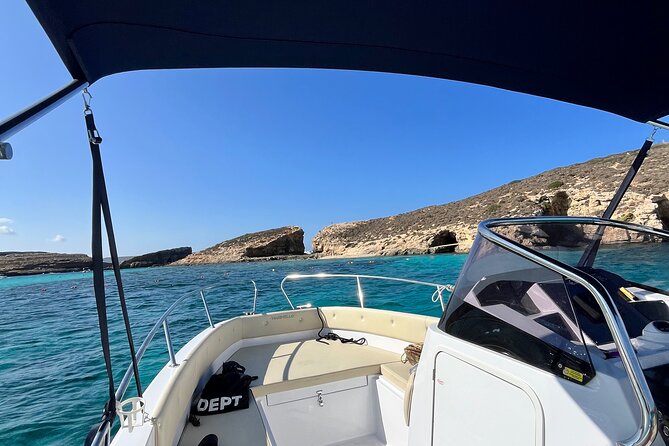 Private speed boat trip to Comino, Blue Lagoon and Caves - Why a private boat makes Comino easier