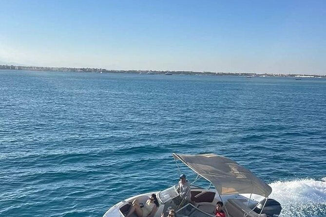 private speedboat 3 hours to dolphin house - Hurghada - Searching for dolphins at Dolphin House