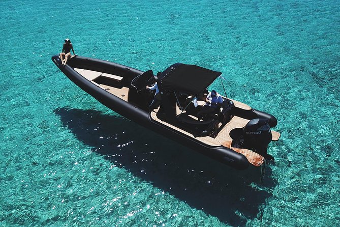 Private Speedboat Cruise from Delos to Rhenia and Mykonos - Drinks and snacks: read the fine print carefully