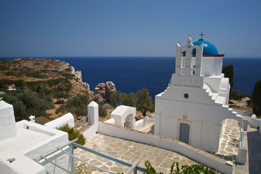 Private Speedboat Cruise to the South Coast of Sifnos Island - Fykiada and the first swim