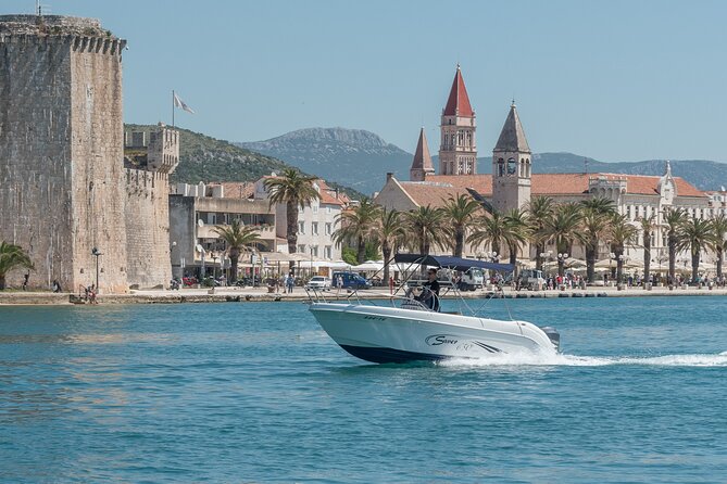 Private speedboat custome-made tour / from Trogir and Split - Swimming stops are the heart of the day