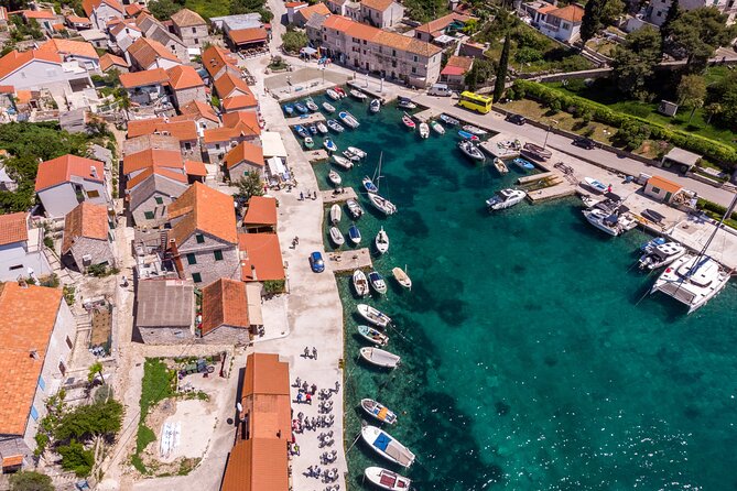 Private speedboat custome-made tour / from Trogir and Split - Skippers Peter, Bruno, and the value of local judgment