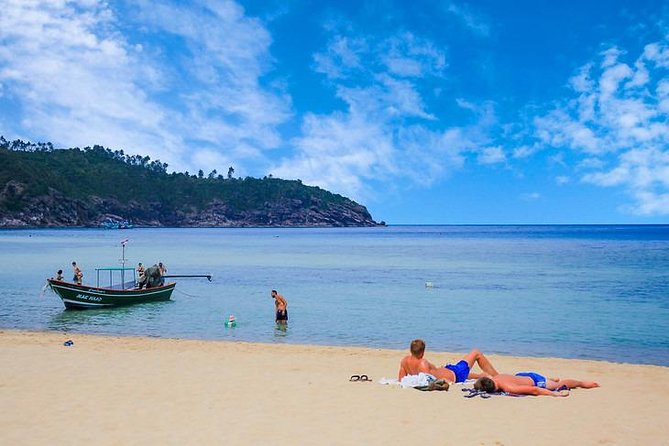 Private Speedboat Koh Tan & Pig Island Snorkeling from Samui - Koh Tan, a quiet first island stop