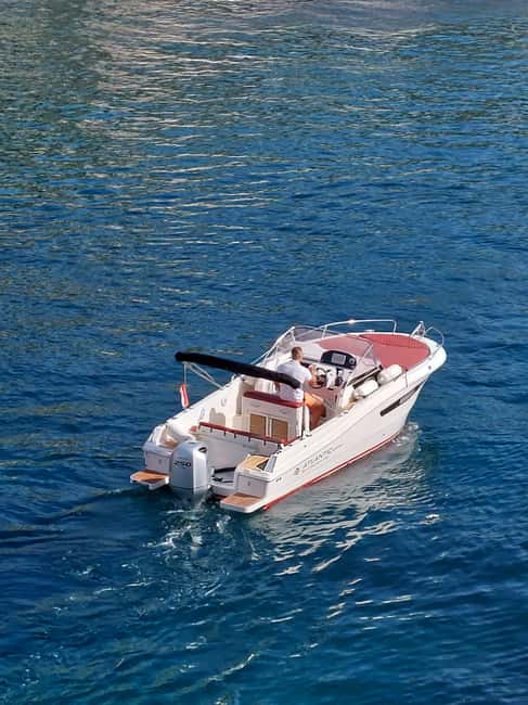 Private speedboat three island tour from Dubrovnik or Cavtat - Leaving Cavtat with Supetar Island in view