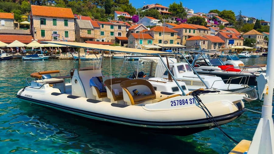Private Speedboat Tour: Blue Lagoon & 3 Islands from Split - Who Will Enjoy This Most