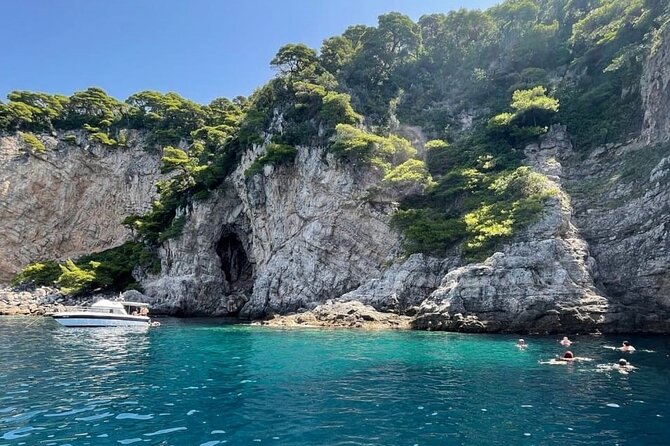 Private Speedboat Tour | Caves Beaches Islands and more - A private boat makes the day your own