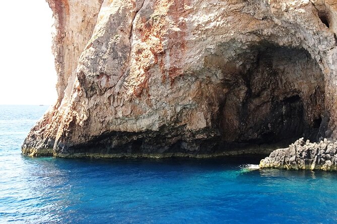 Private speedboat tour from Trogir and Split all around Island Šolta - Nečujam and the shipwreck snorkeling stop