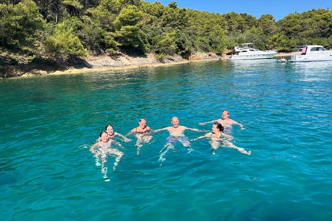 Private Speedboat Tour from Zadar: Scenic Bays & Island Villages - Toni’s flexible style is a real advantage