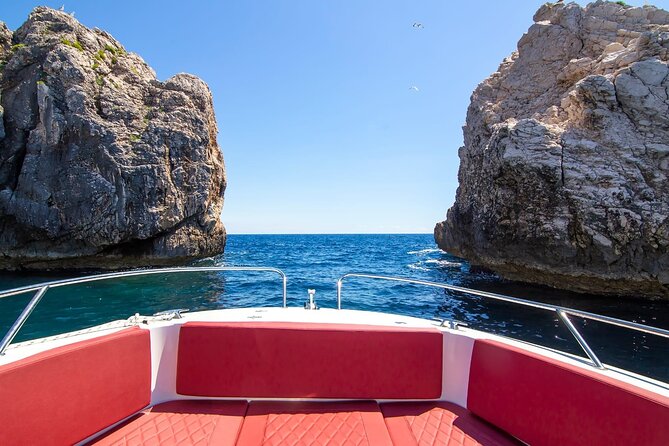 Private Speedboat Tour to Elafiti Islands - Koločep brings the first island scenery