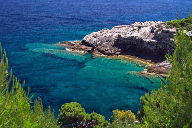 Private speedboat tour to the islands - Who will enjoy this boat day most