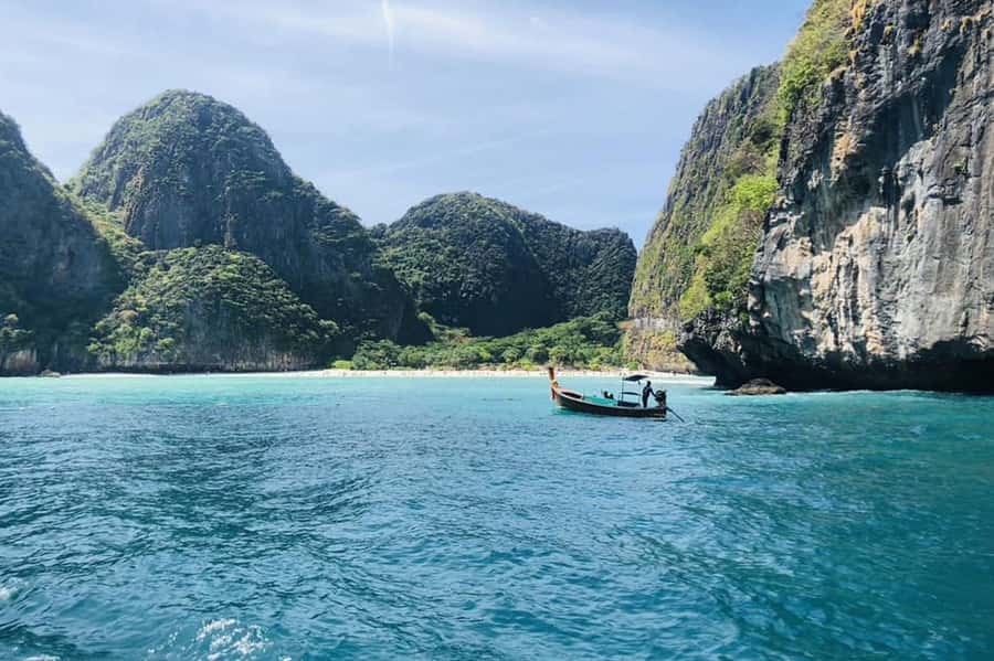 Private VIP Speed Boat Charter to Phi Phi Islands - Key points to know before booking