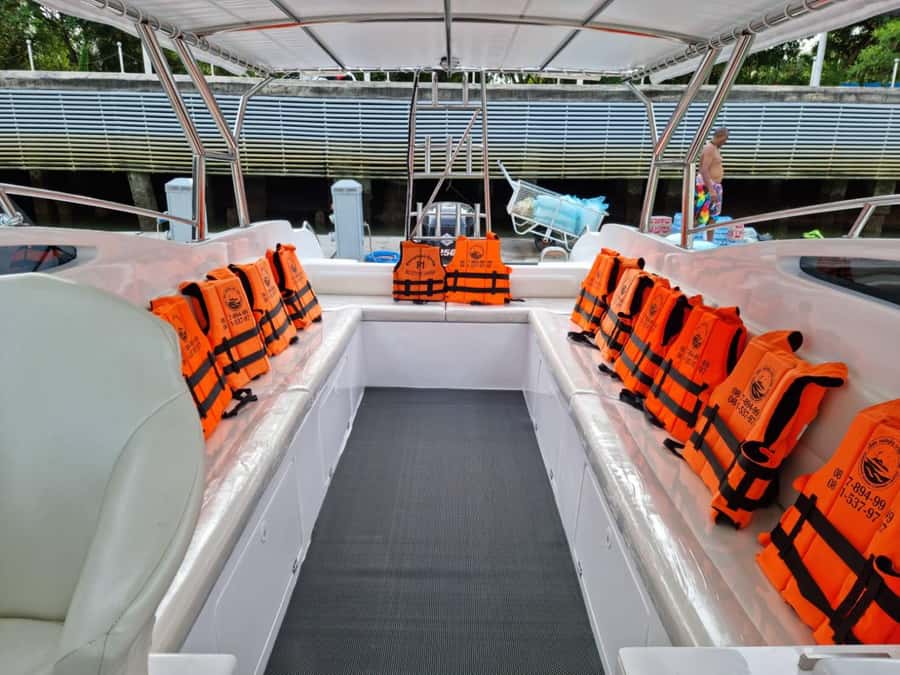 Private VIP Speed Boat Charter to Phi Phi Islands - Phi Phi’s coves, cliffs, and clear water