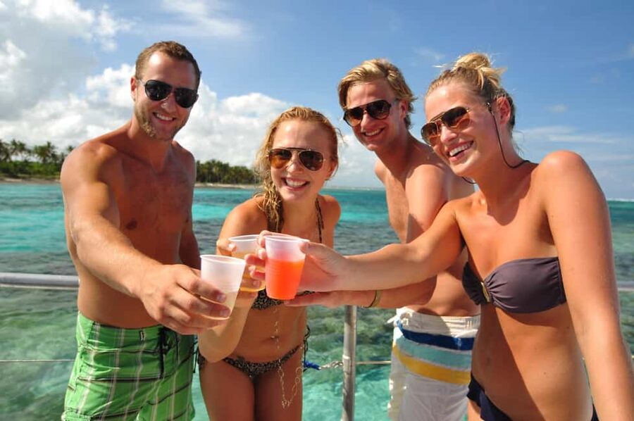 Punta Cana: Speed Boat Ride & Snorkel Adventure - A change of pace at the Bávaro coral reef
