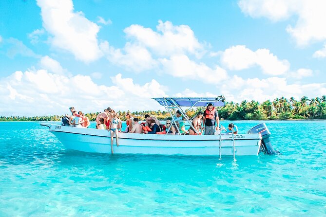Punta Cana Speed Boat to Saona Island with Lunch & Natural Pools - What you actually do on Isla Saona