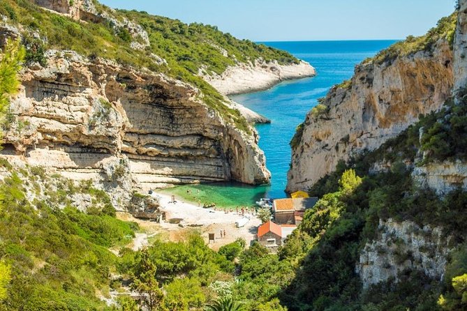 Rent a Speed Boat from Split – Discover Hidden Beaches & Islands - The Pakleni Islands and the big-island option