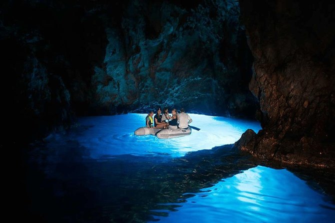 Rent a Speed Boat from Split – Discover Hidden Beaches & Islands - Lunch is flexible, but not included