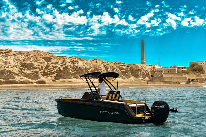 Rent a SpeedBoat in Santorini with License or Skippered - Why a private speedboat changes your Santorini day