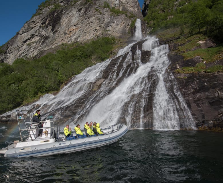 RIB Geiranger - Fjordsafari - Skagefla and the farms above the water