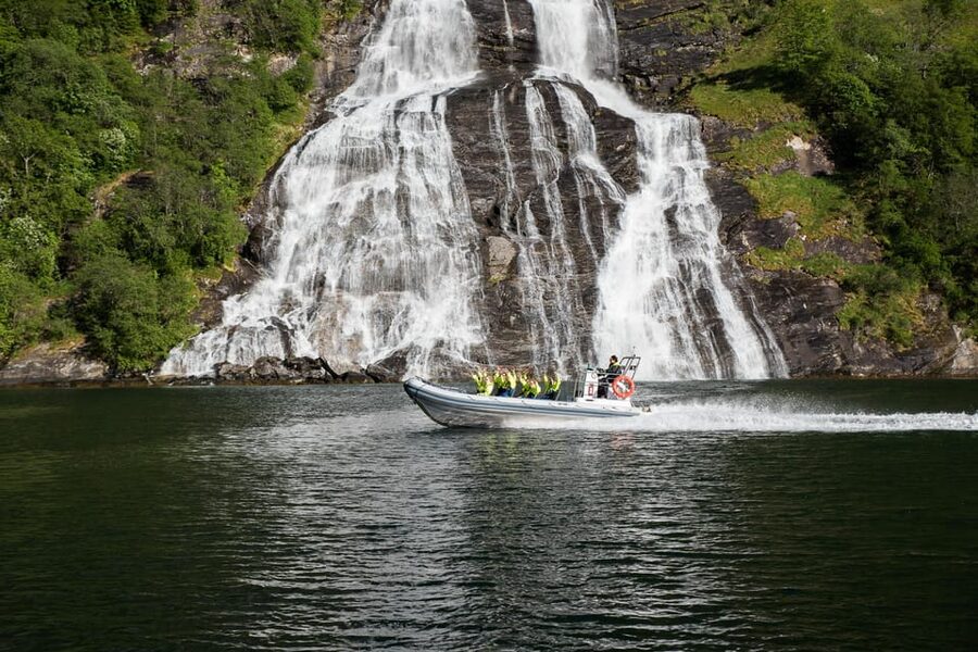 RIB Geiranger - Fjordsafari - Timing, weather, and the short duration