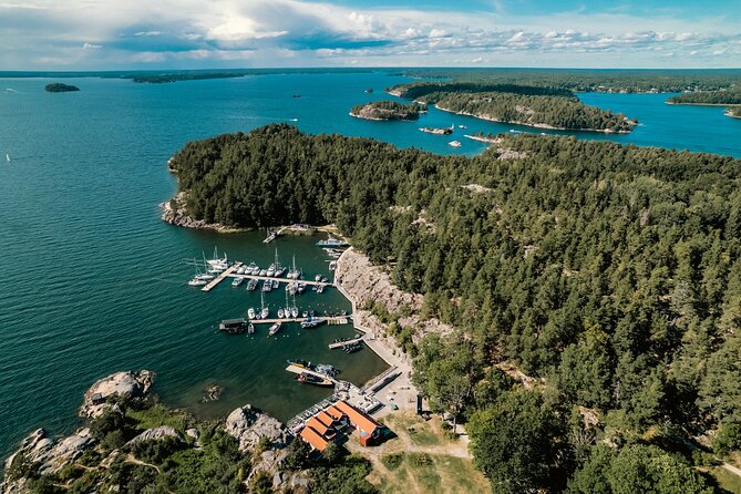 RIB Speed Boat Tour and Archipelago Island Visit (4,5h) - Why a RIB changes the view