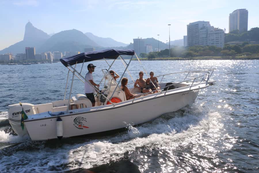 Rio de Janeiro: SpeedBoat Tour - Beach Tour with Beer - Cagarras Islands and swim time