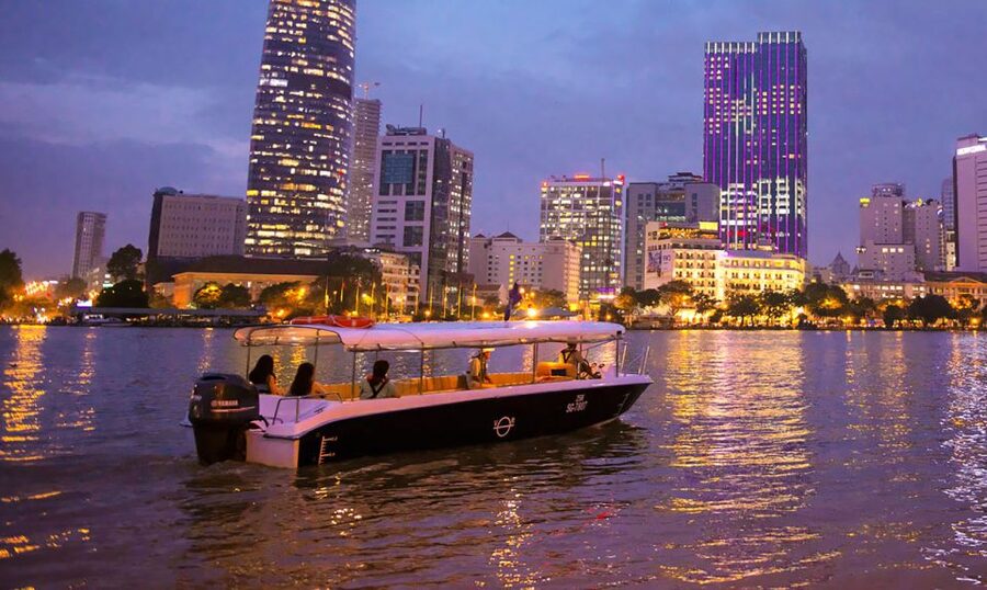 Romantic Sunset Cruise by Speedboat - Key points at a glance