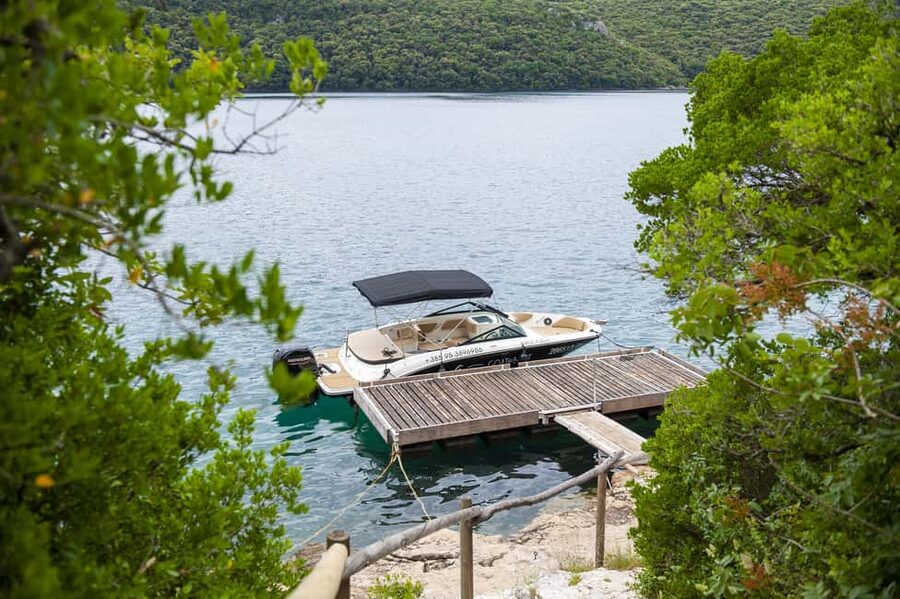 Rovinj or Vrsar: Lim Fjord & Rovinj islands Speedboat Tour - Lighthouse Views and St. Ivan Snorkeling