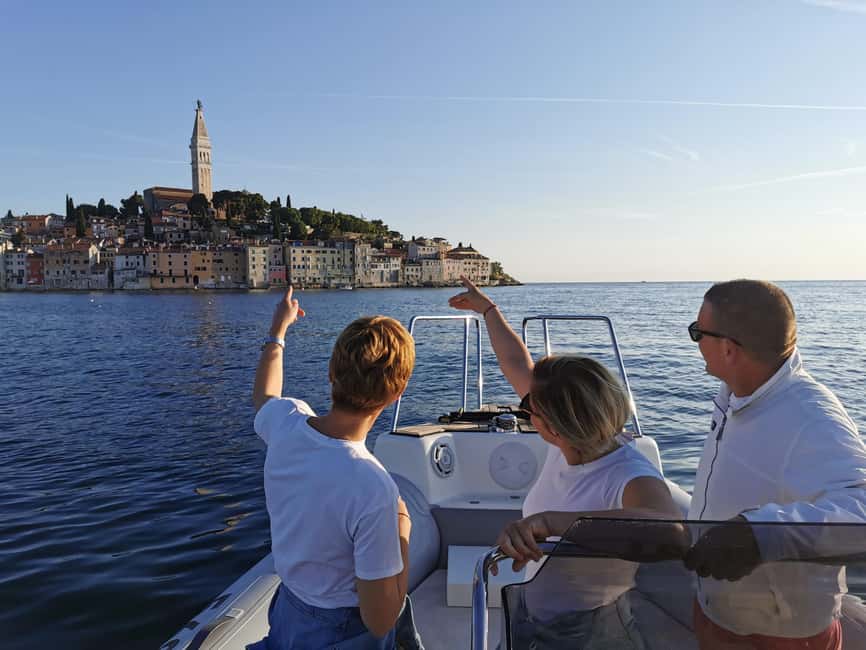 Rovinj: Sunset Speedboat Tour with Dolphin Watching - Passing islands with a drink in hand