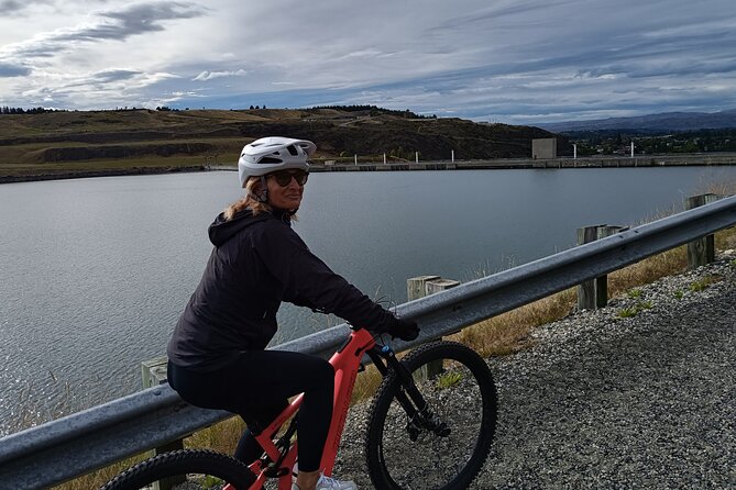Roxburgh Gorge Bike Hire with Jet Boat & Return Shuttle Included - The first 12 kilometres from Clyde toward Alexandra