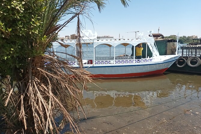 Sail into Splendor: Luxor's Majestic Motor Boat Adventures - Sunset light, night outings, and the mood onboard