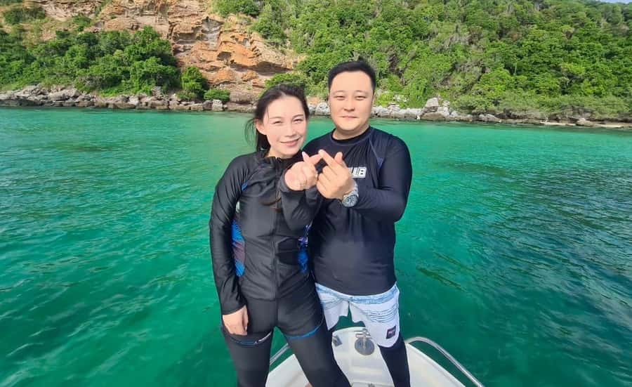 Samaesarn : Finding Nemo Snorkeling Tour Private speedboat - Koh Rong Koh Rong Nang: the middle stop
