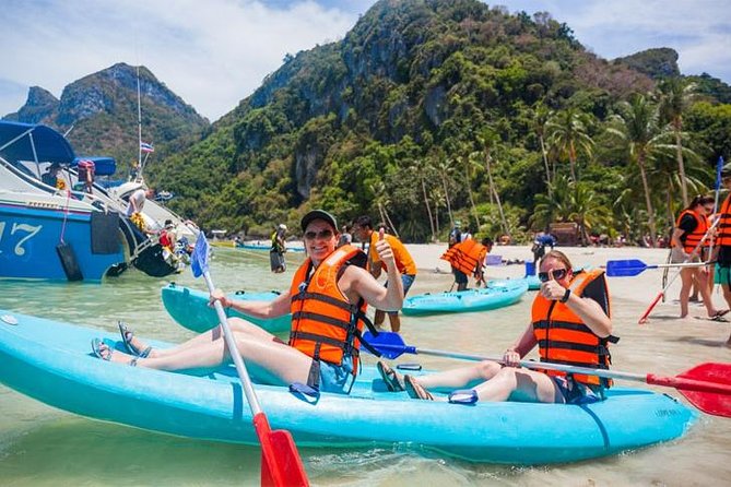 SAMUI: ANGTHONG NATIONAL MARINE PARK by Speed Boat-Lunch - Koh Woo brings the first swim at 10 am