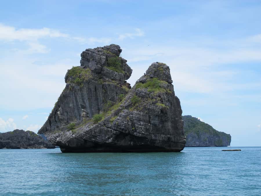 Samui: Angthong National Marine Park Day Trip by Speedboat - Speedboat travel across the Gulf