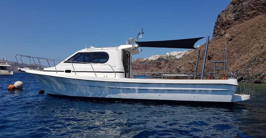 Santorini: Private Motorboat Cruise and Volcano Hike - Scenic cruising, snorkeling, and the Caldera’s smaller corners