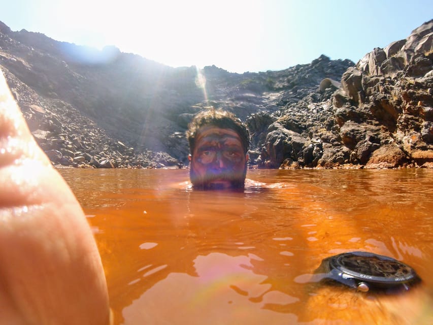 Santorini: Private Motorboat Cruise and Volcano Hike - Who will get the most from this cruise