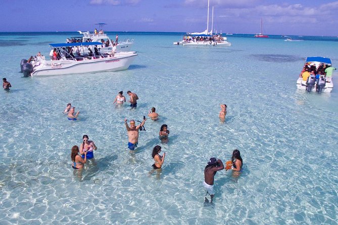 Saona Island Excursion by Catamaran and Speedboat - Reaching Saona Island from Punta Cana